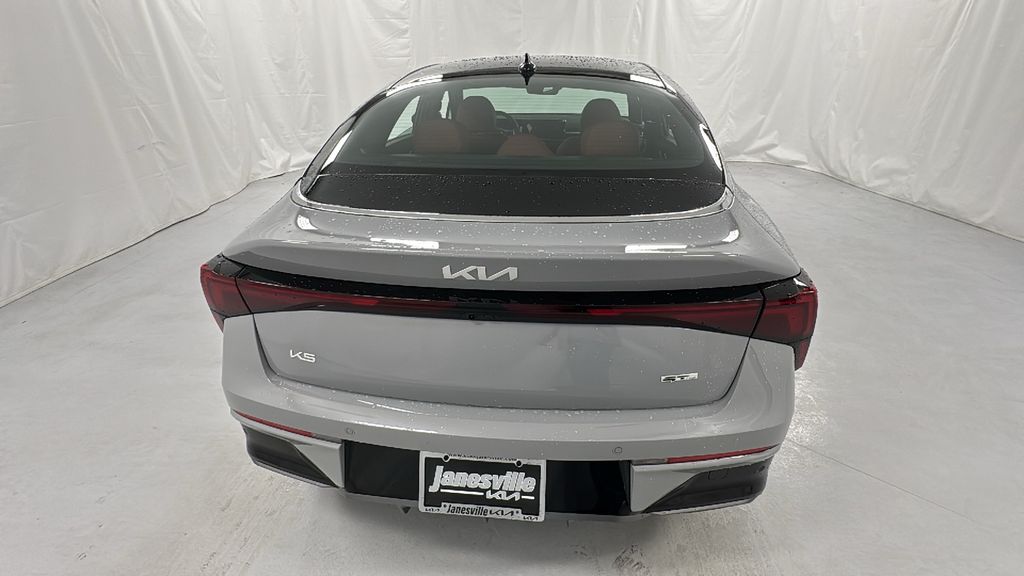 2026 Kia K5 GT-Line photo 4