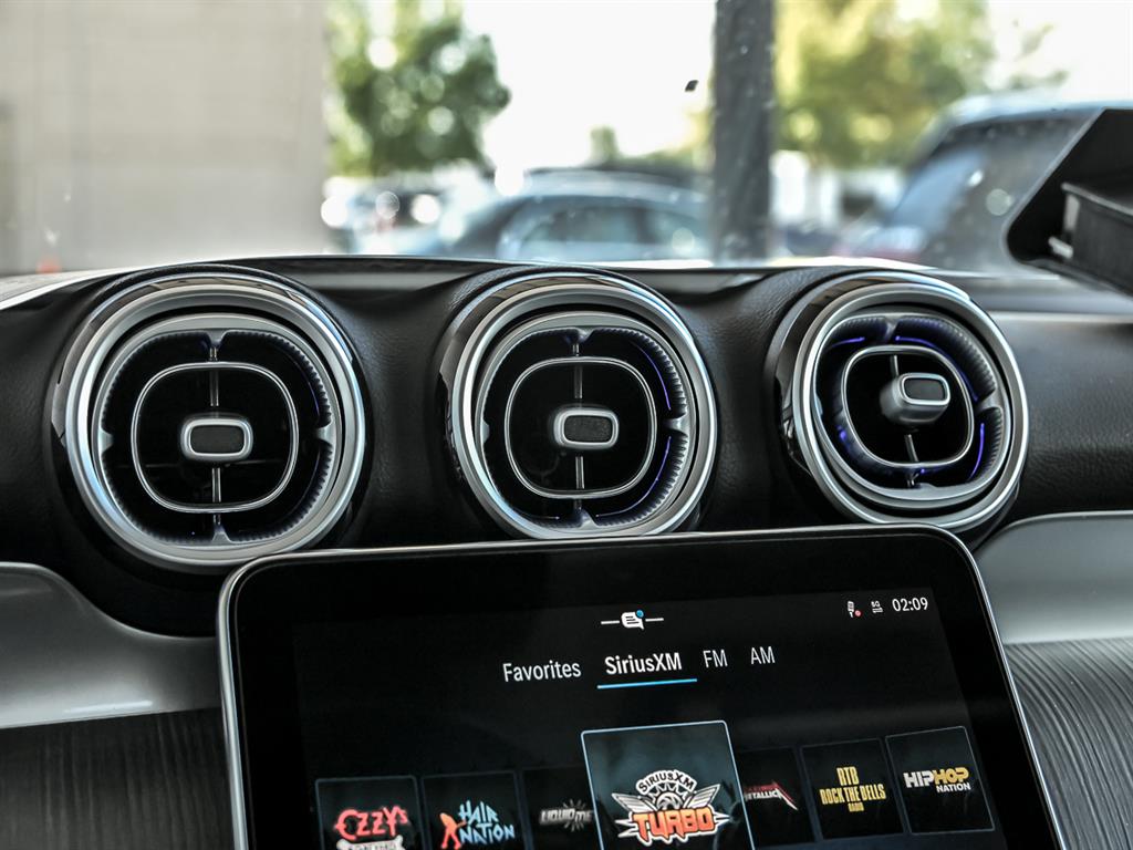 2026 Mercedes Benz GLC 350e 4MATIC photo 13