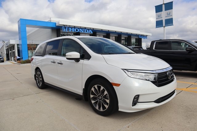 2024 Honda Odyssey EX-L's photo