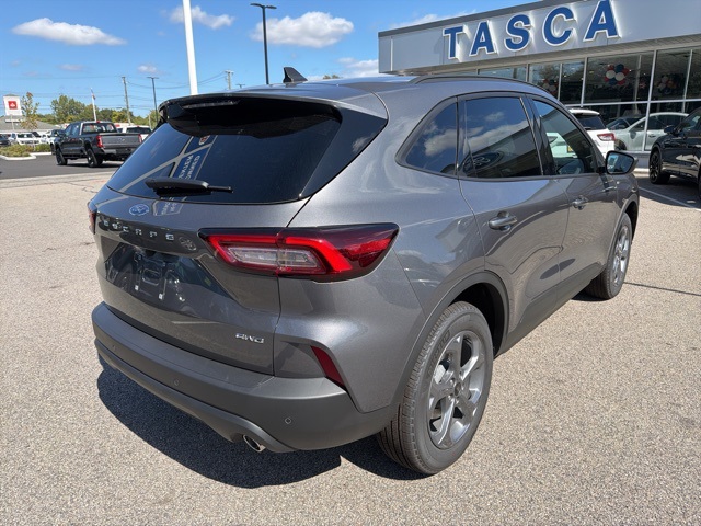 2025 Ford Escape ST-Line photo 3
