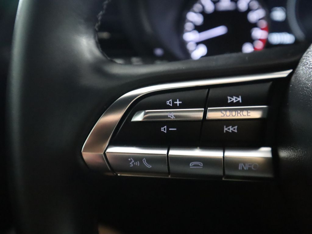 2023 Mazda Mazda3 2.5 s Preferred photo 11