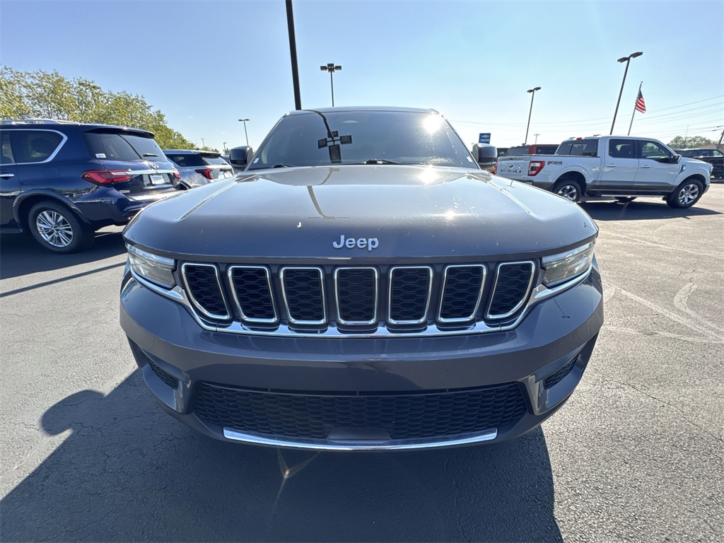 2022 Jeep Grand Cherokee Laredo photo 25