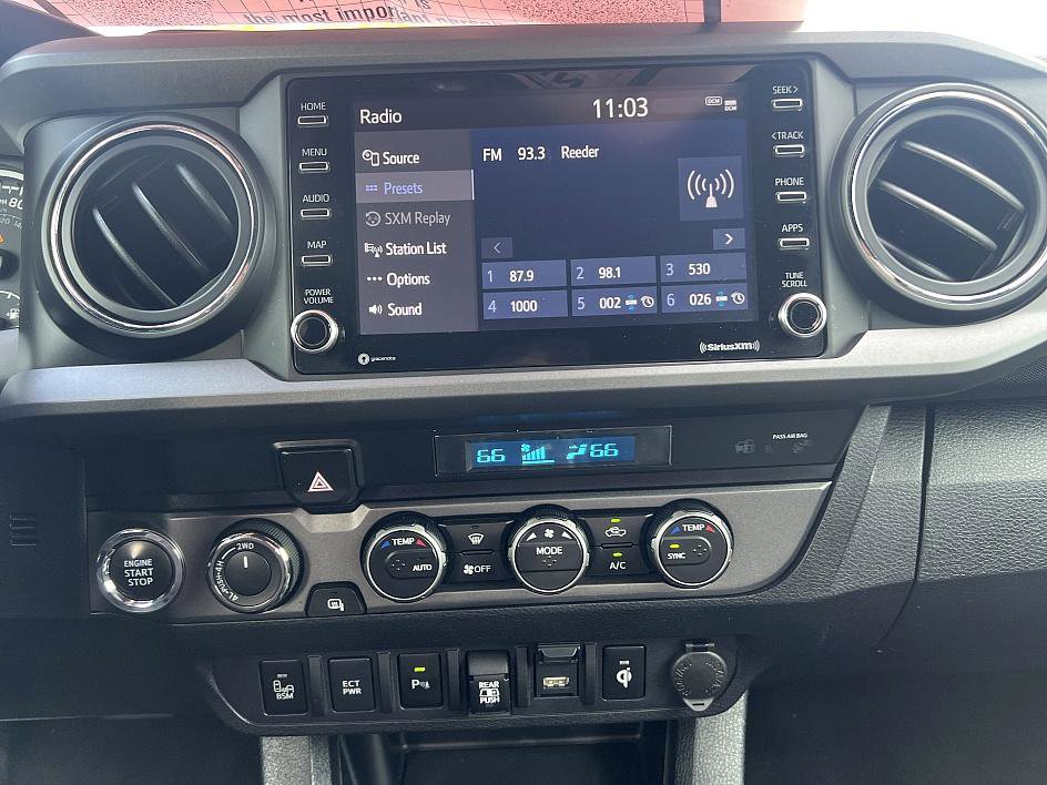 2023 Toyota Tacoma TRD Off-Road photo 22