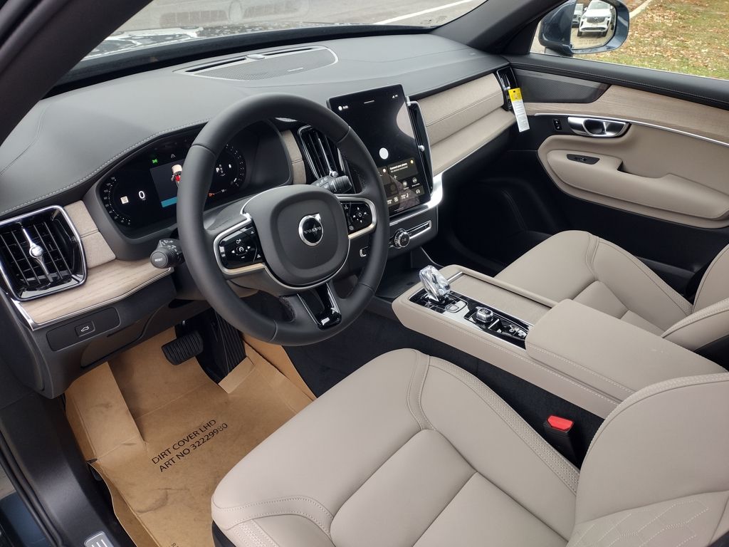 2026 VOLVO XC90 - Image 11