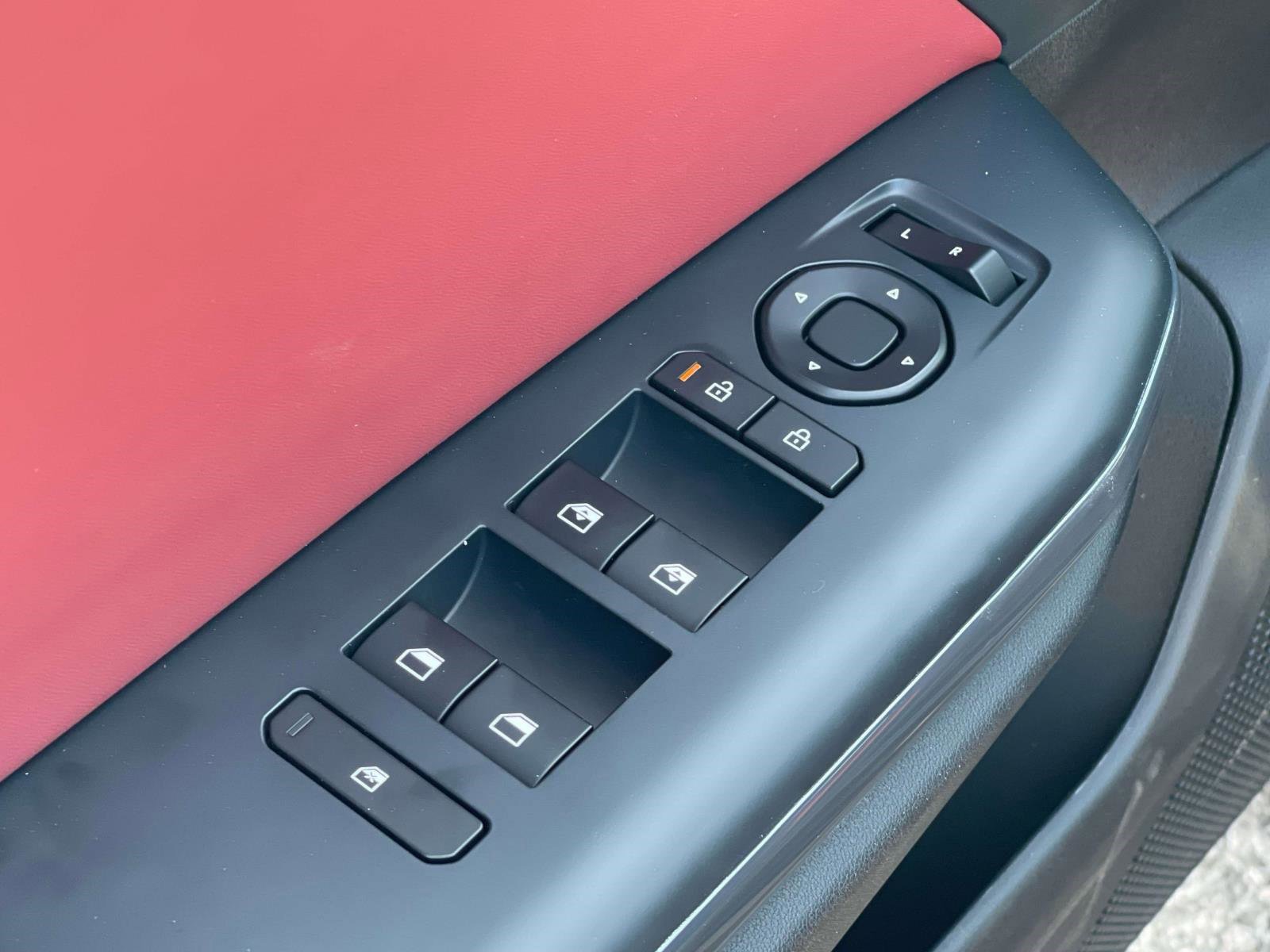 2025 Kia K4 GT-Line photo 22
