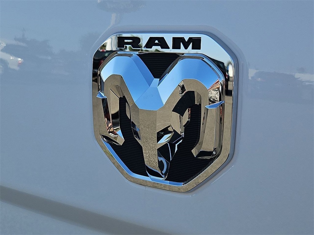 2024 Ram 2500 Laramie photo 26