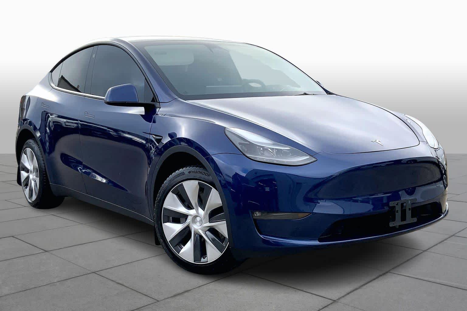 Used 2023 Tesla Model Y Long Range with VIN 7SAYGDEE4PF673365 for sale in Houston, TX