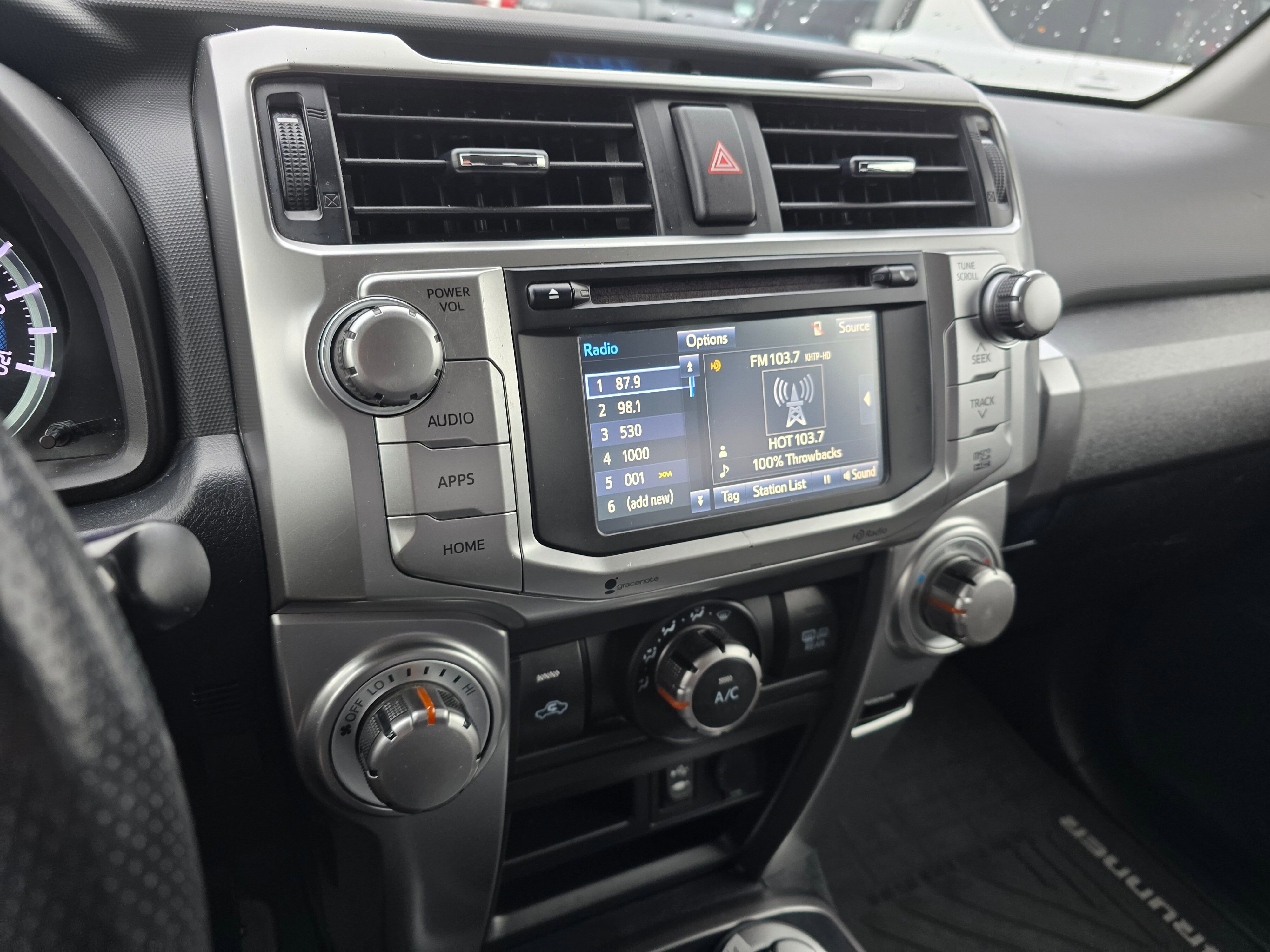 2015 Toyota 4Runner Limited photo 4