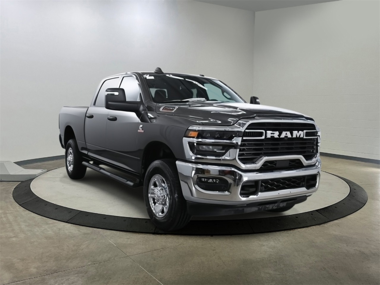 2025 Ram 2500 Tradesman photo 2