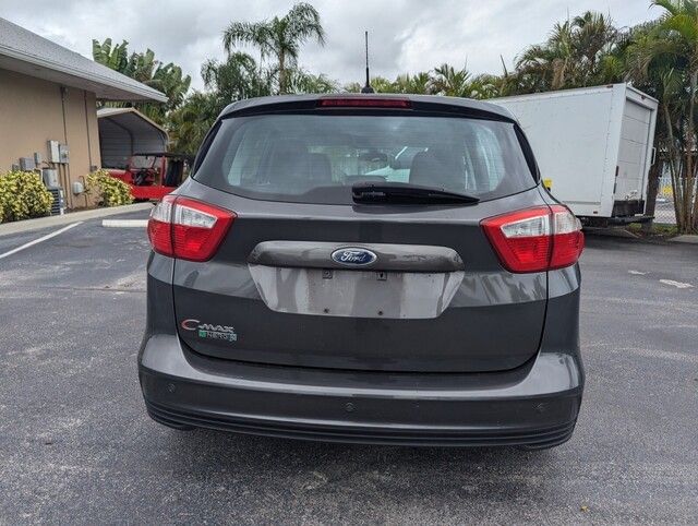 2016 Ford C-Max Energi SEL photo 2