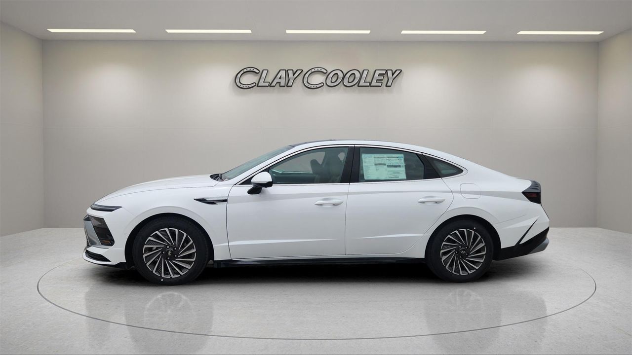 2025 Hyundai Sonata Hybrid Limited photo 6
