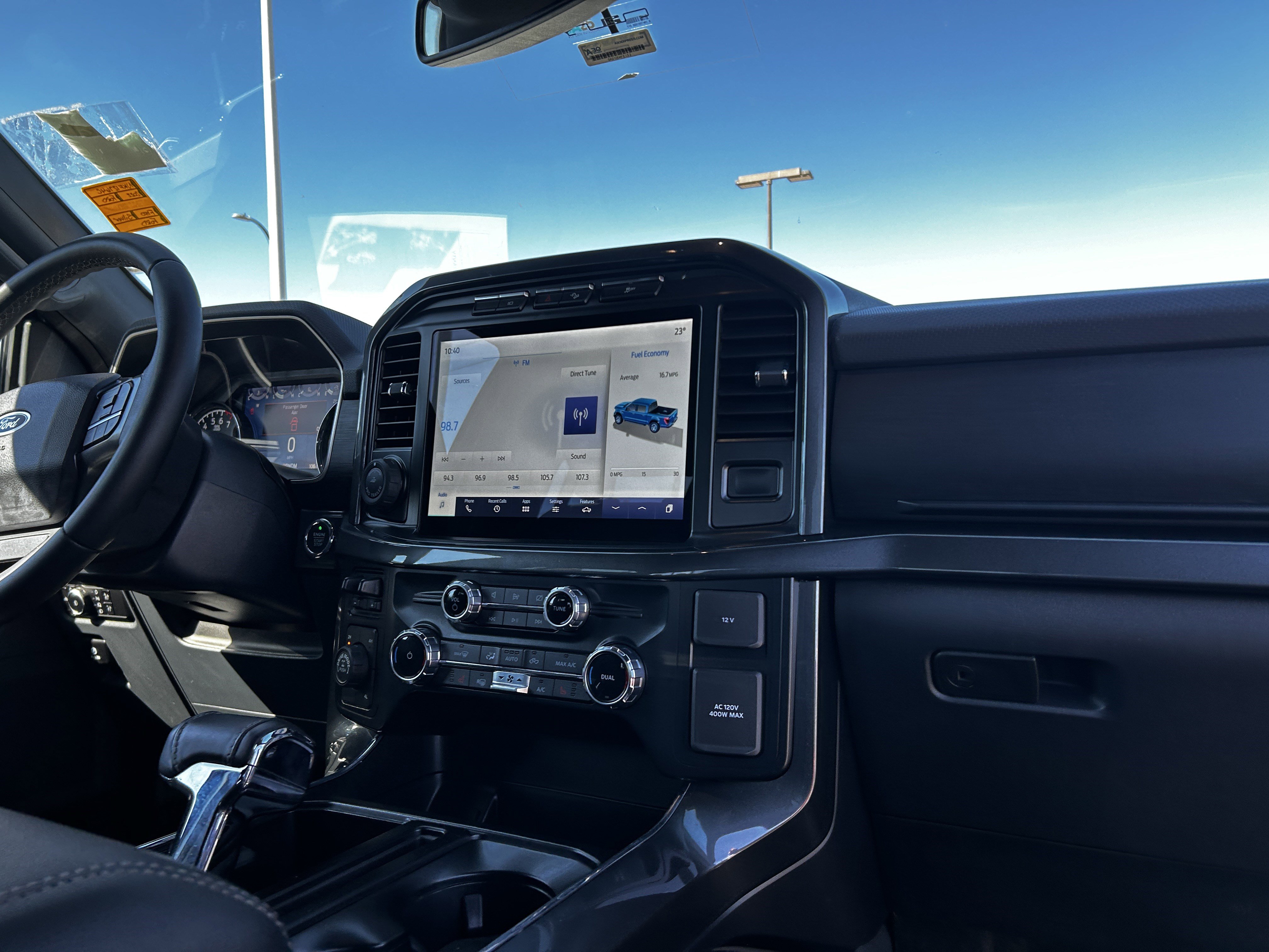 2022 Ford F-150 XLT photo 2