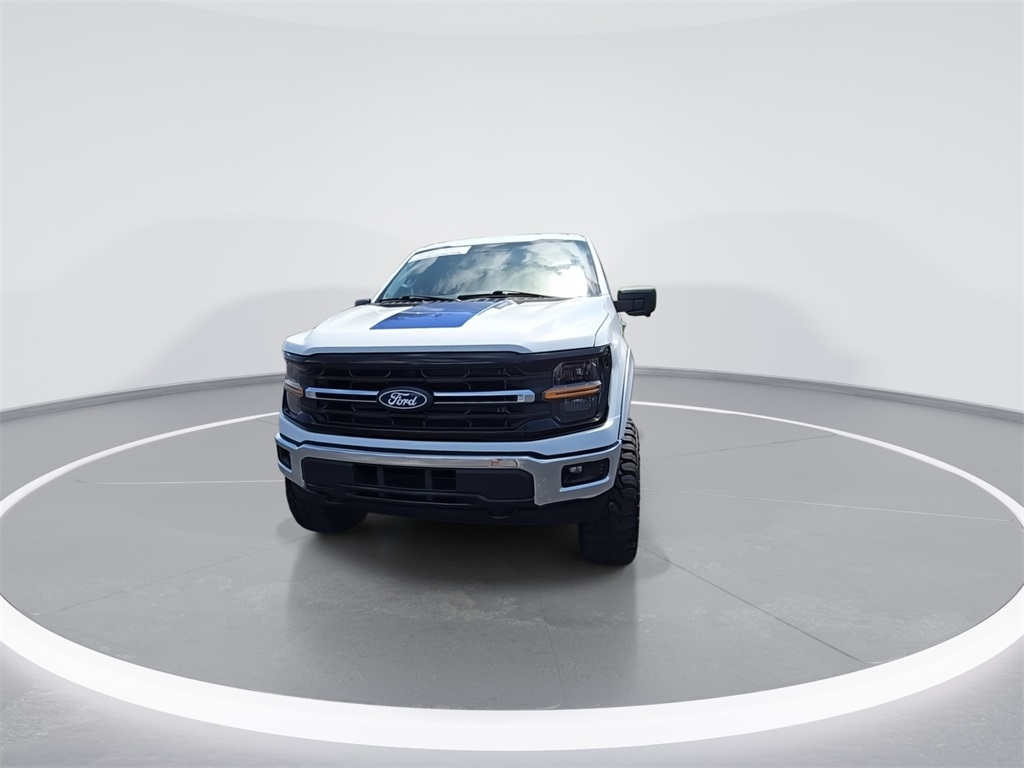 2024 Ford F-150 XLT photo 3