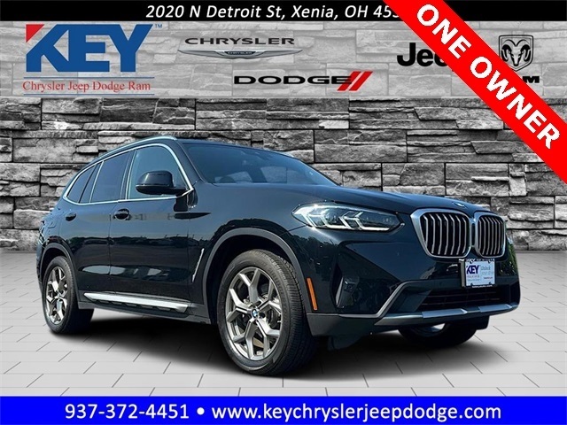 2022 BMW X3 30i's photo