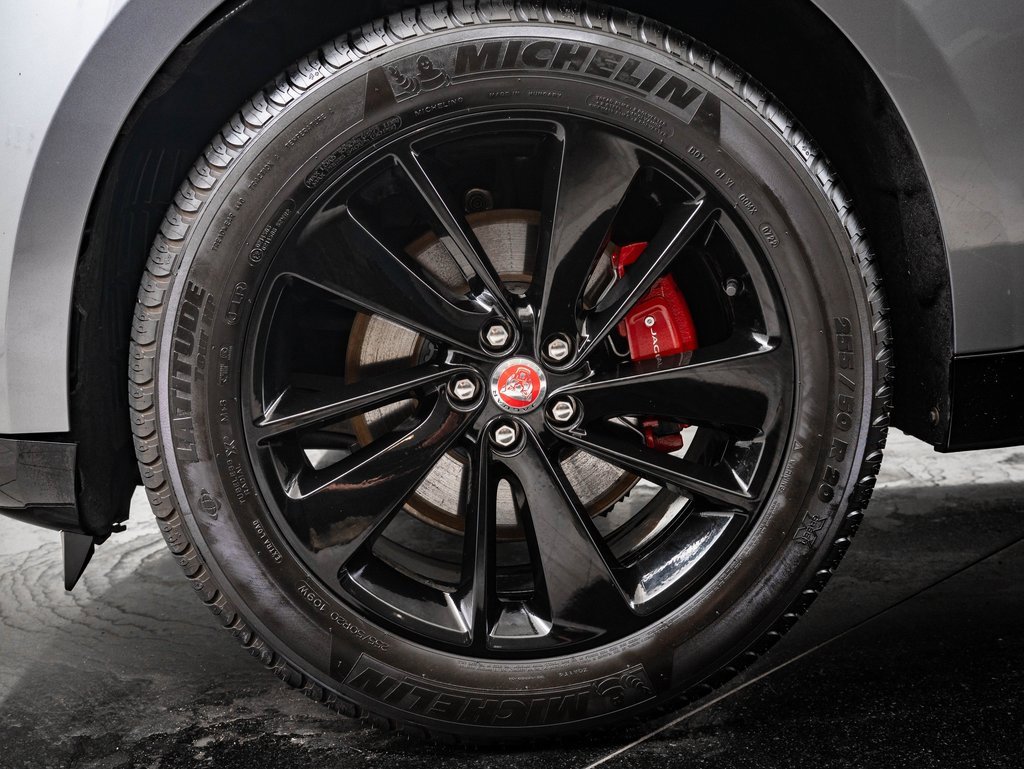 2022 Jaguar F-PACE P250 S photo 13