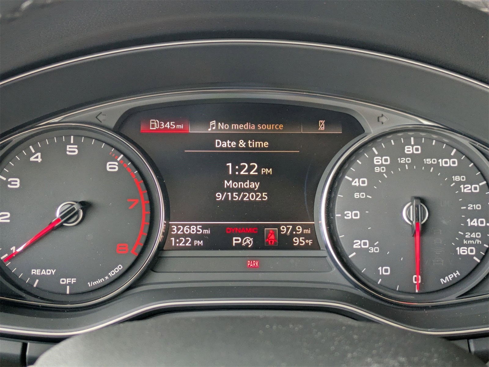 2023 Audi Q5 45 S line Premium photo 9