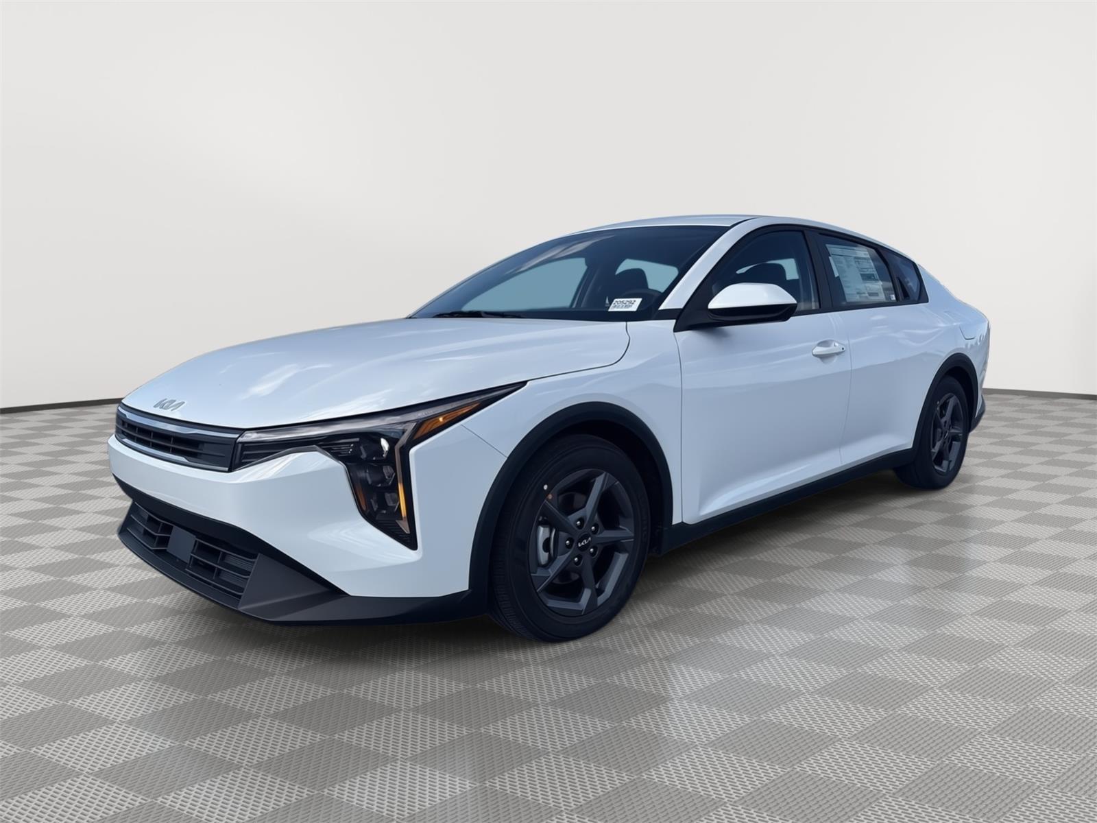 2025 Kia K4 LXS's photo