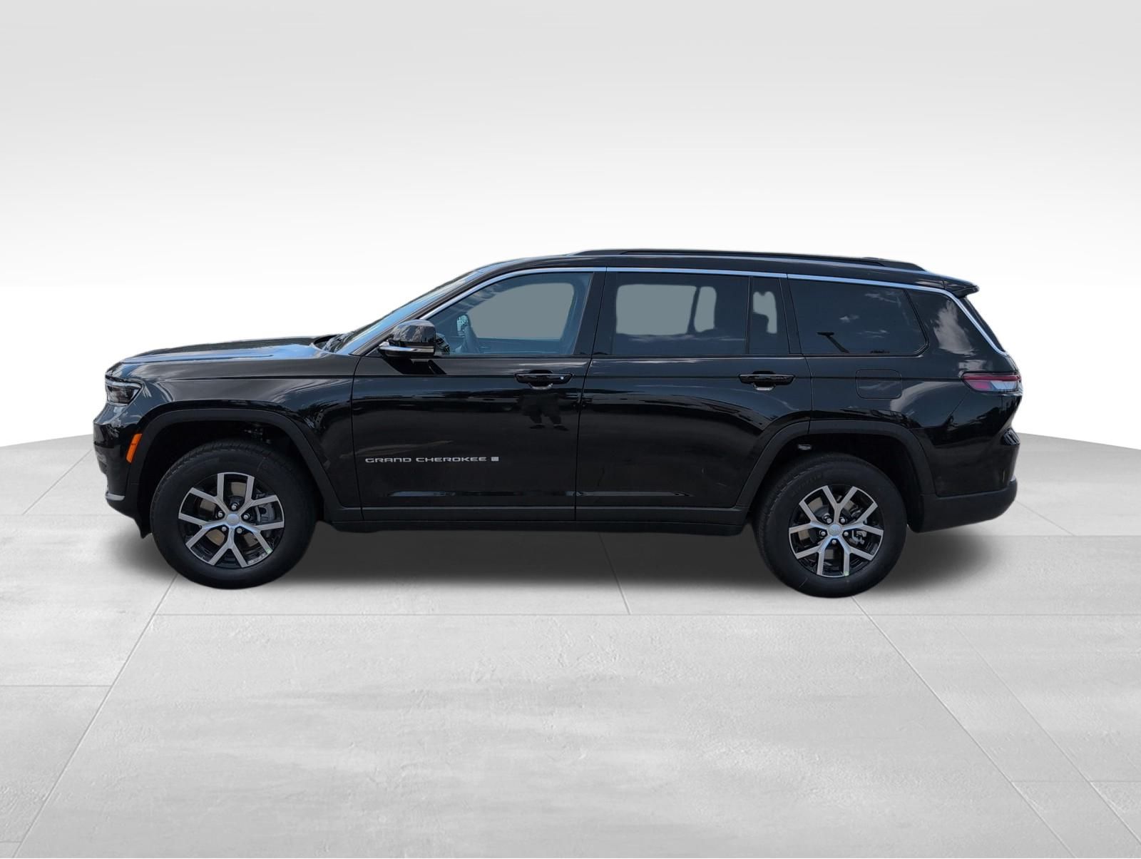 2025 Jeep Grand Cherokee Limited photo 4