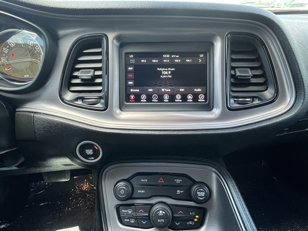 2023 Dodge Challenger SXT photo 17