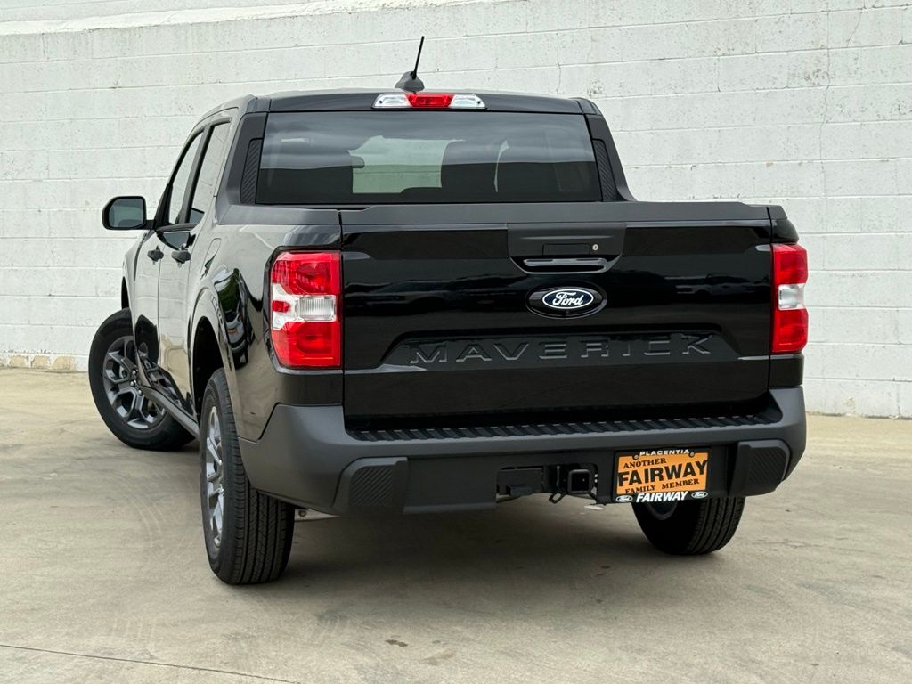 2025 Ford Maverick XLT photo 3