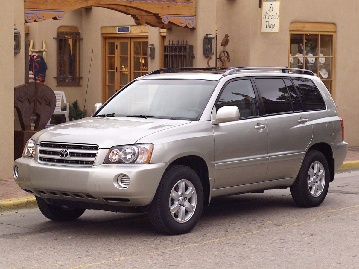 2003 Toyota Highlander Limited's photo