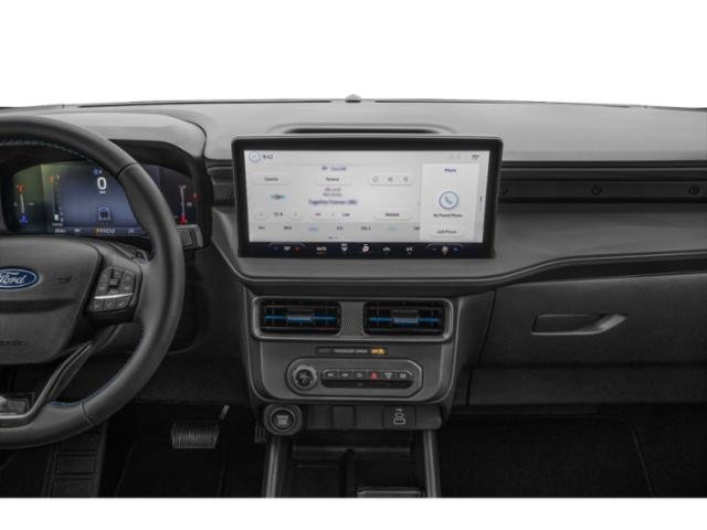 2025 Ford Maverick photo 12