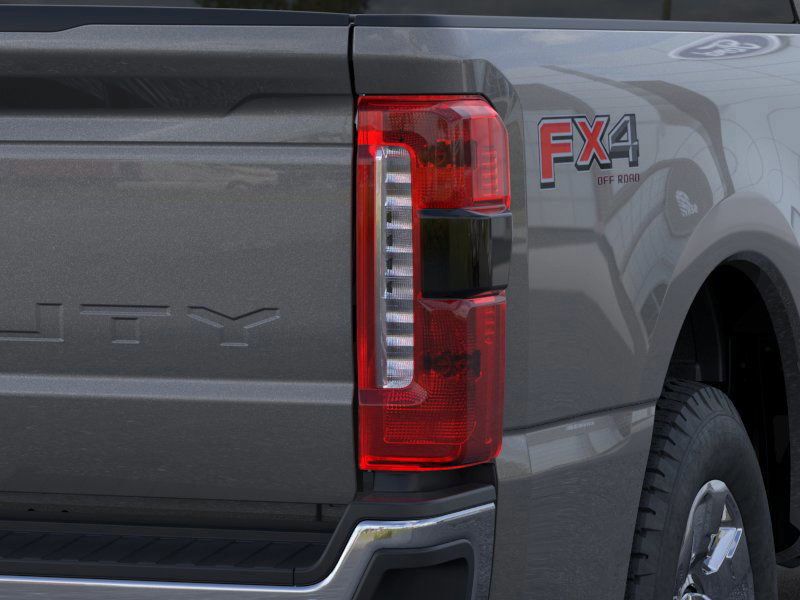 2025 Ford F-350 Lariat photo 21