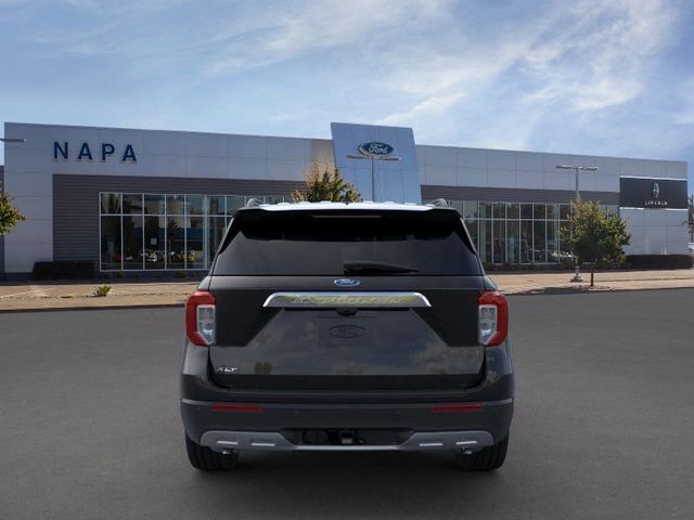 2024 Ford Explorer XLT photo 5