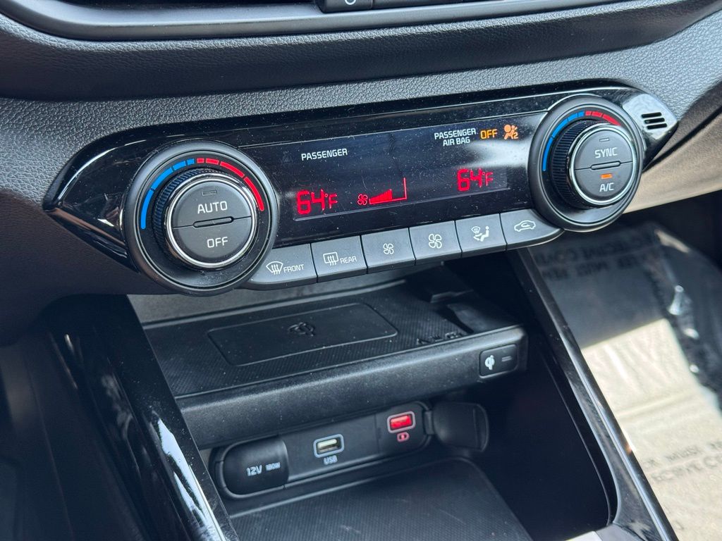 2023 Kia Forte GT-Line photo 33
