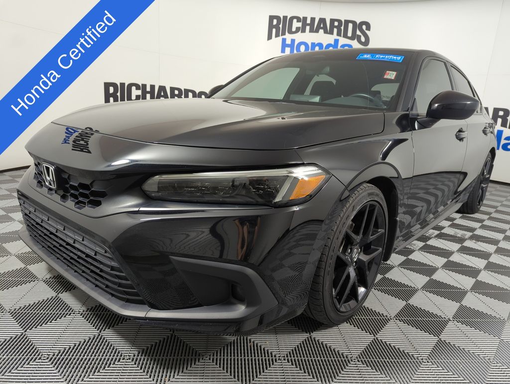 2024 Honda Civic Hatchback Sport's photo