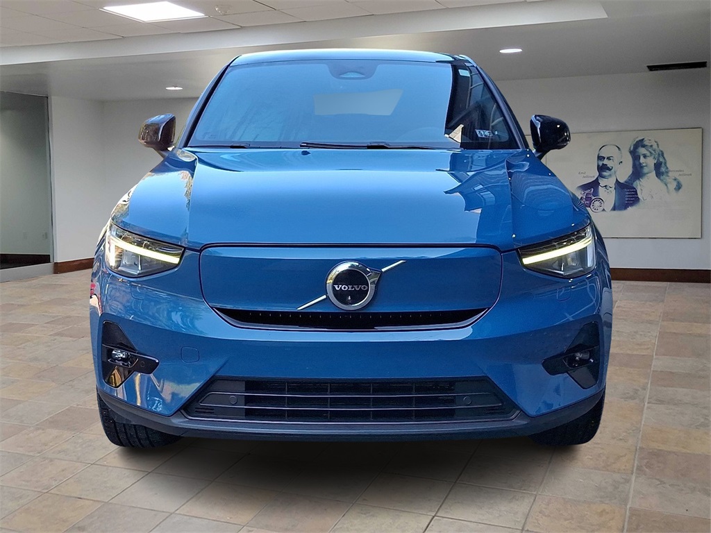 Used 2022 Volvo C40 Ultimate with VIN YV4ED3GB0N2007929 for sale in West Chester, PA