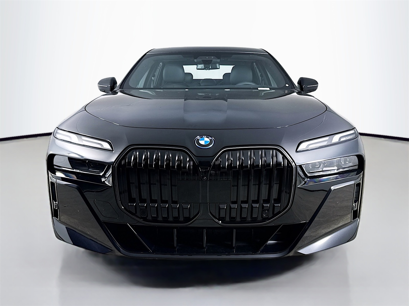 2026 Bmw i7 xDrive60 photo 2