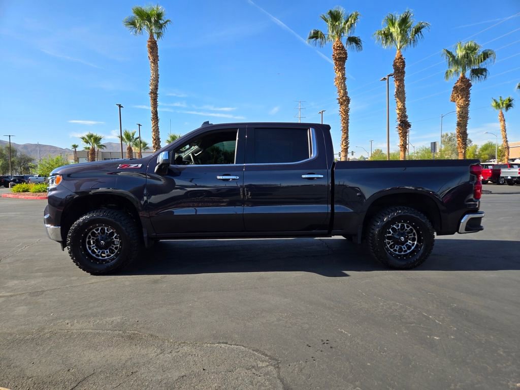 2023 Chevrolet Silverado 1500 LTZ photo 3