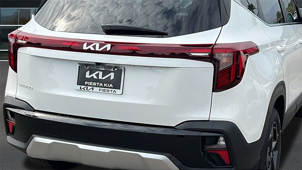 2026 Kia Seltos EX photo 4