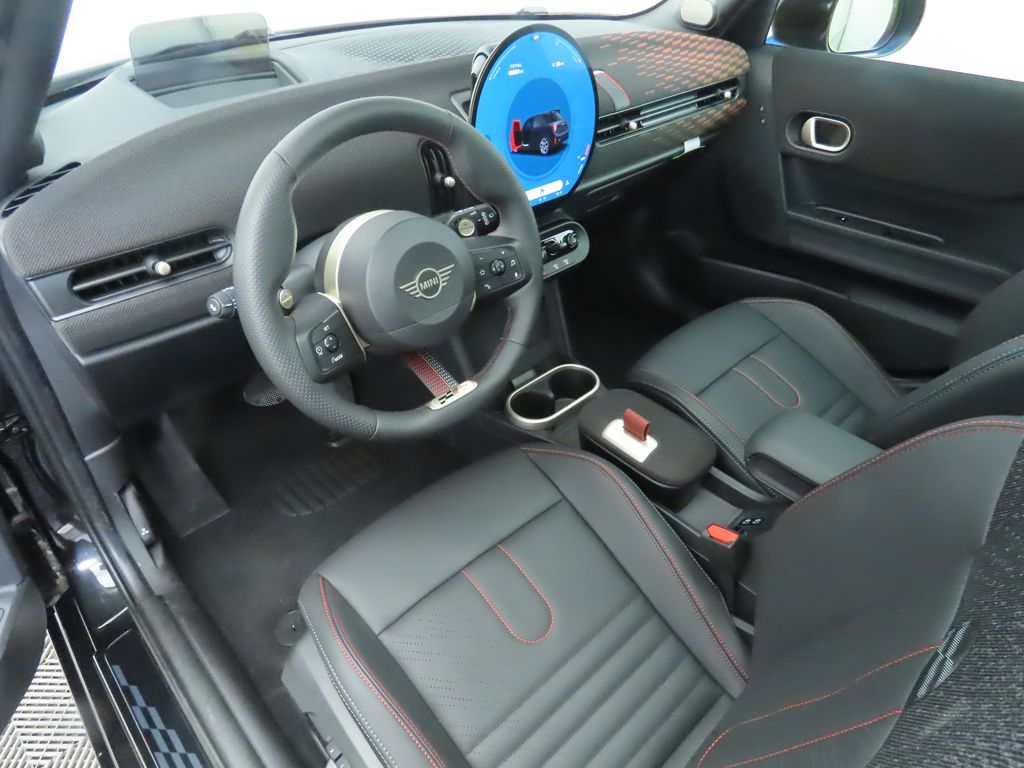 2025 Mini Cooper 4 Door Hardtop S Iconic photo 5