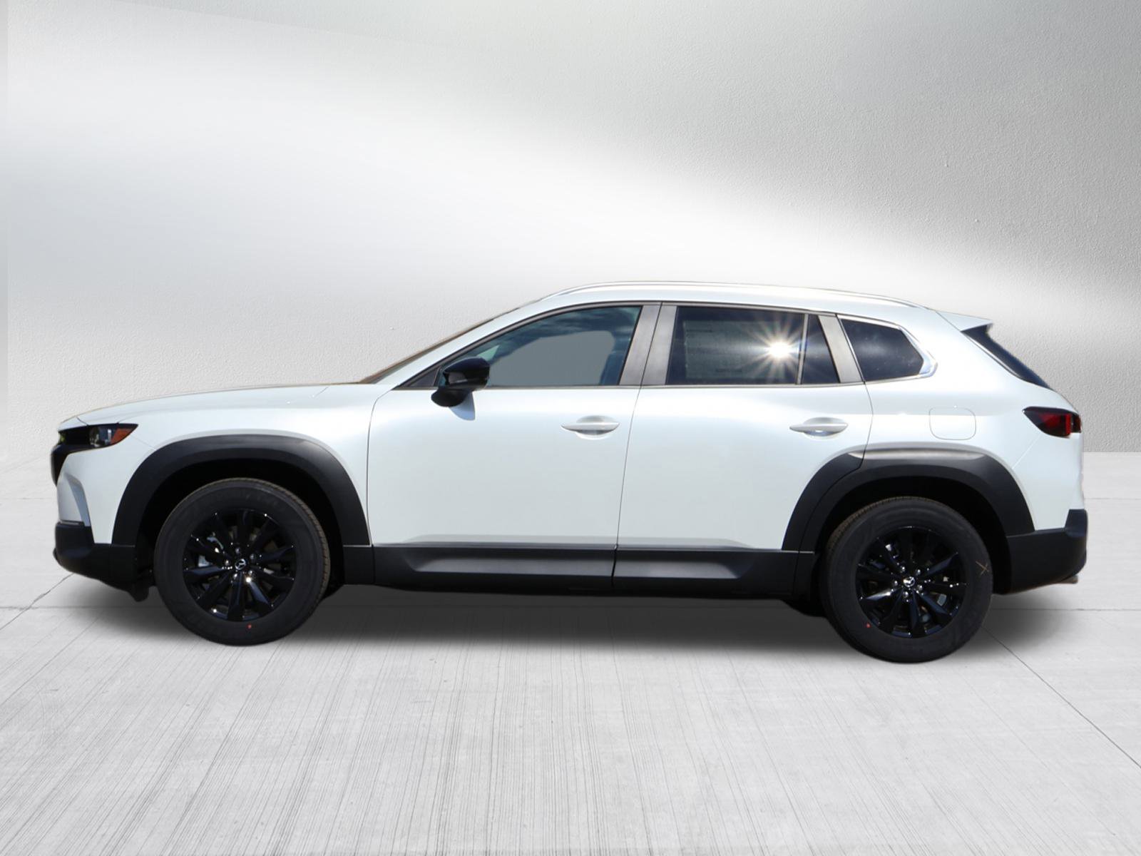 2025 Mazda CX-50 2.5 Select photo 4