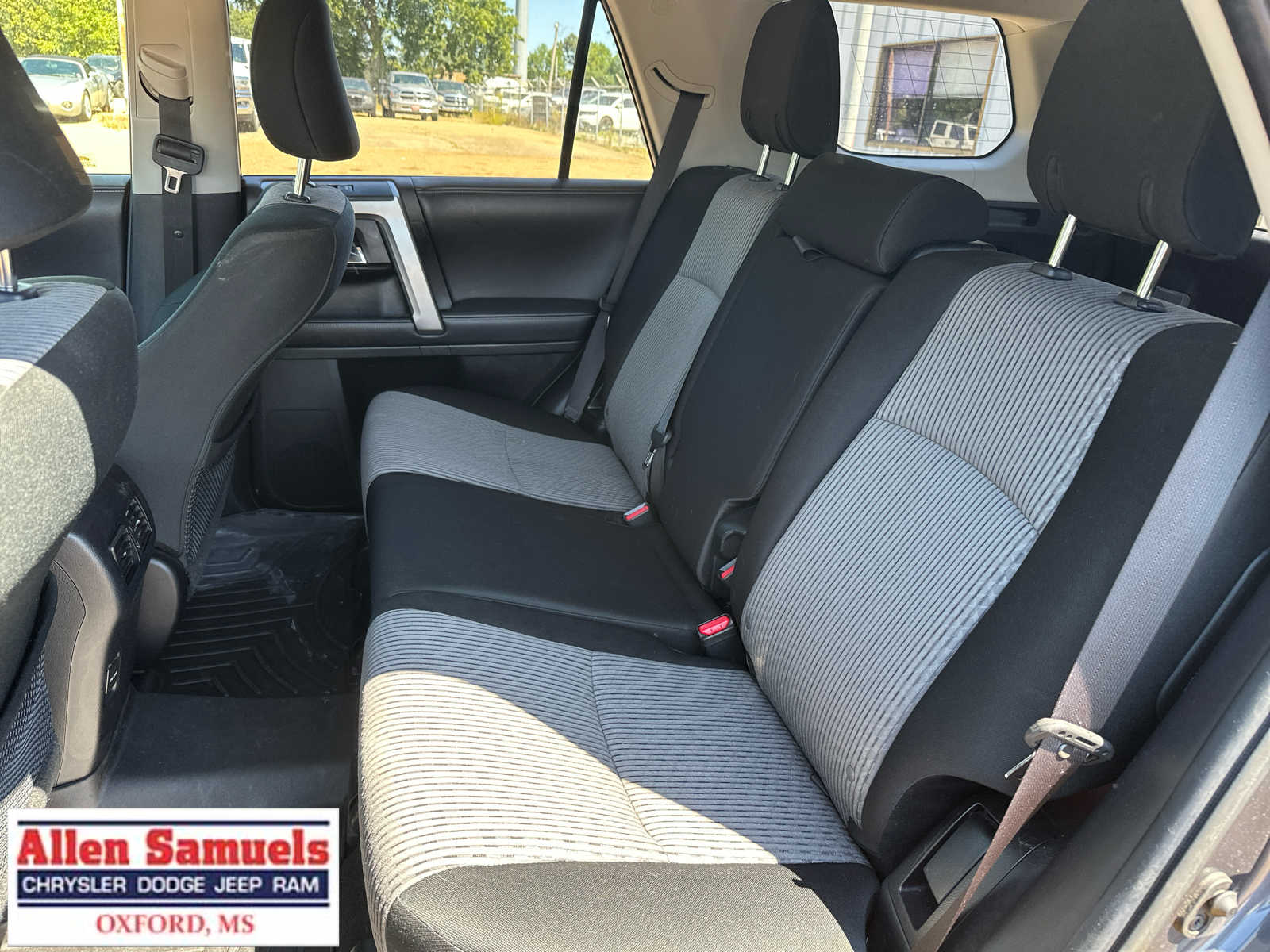 2019 Toyota 4Runner SR5 photo 13