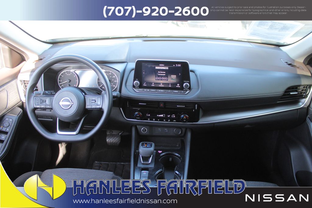 2022 Nissan Rogue SV photo 13