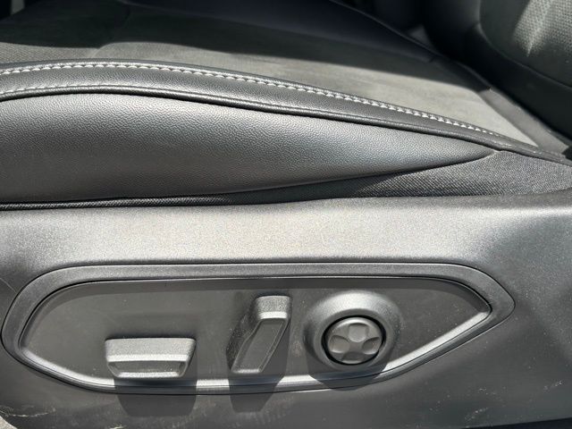 2025 Jeep Grand Cherokee Altitude X photo 13