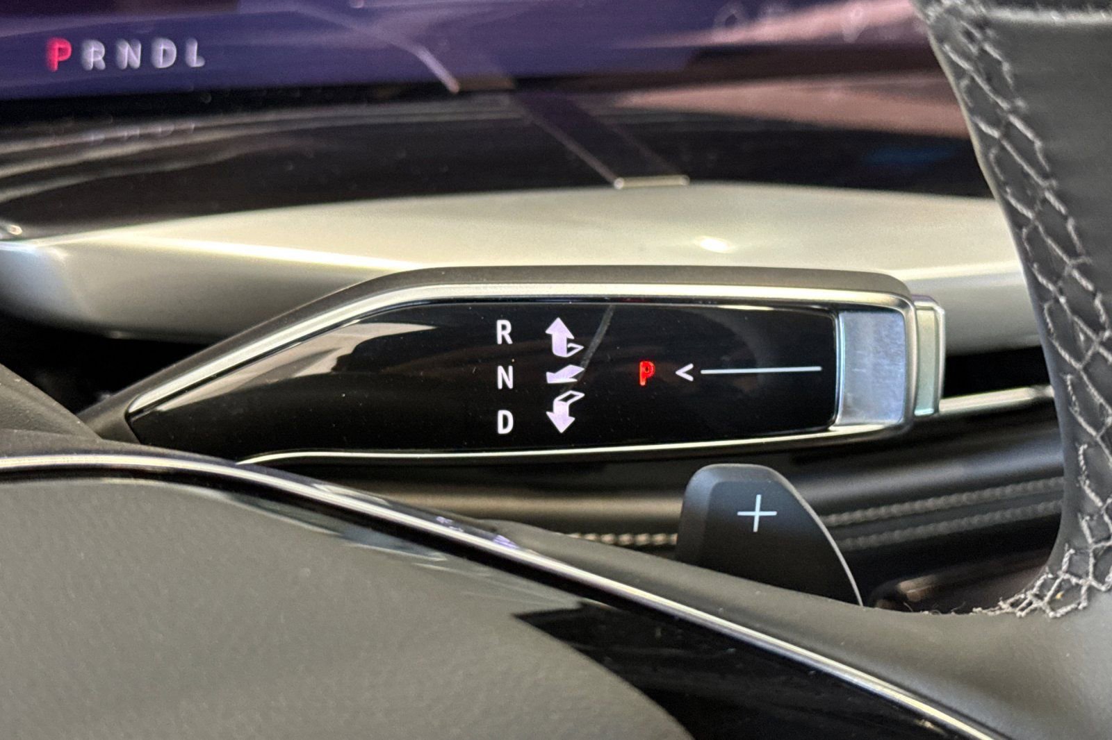 2025 Cadillac Escalade ESV Sport photo 21