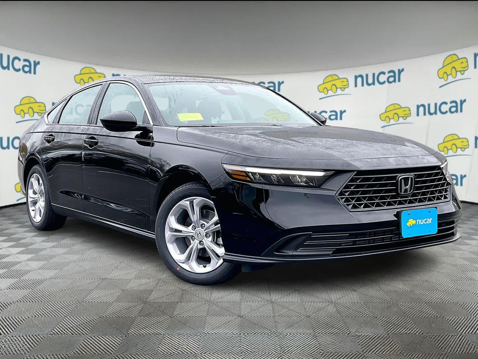 2025 Honda Accord LX's photo