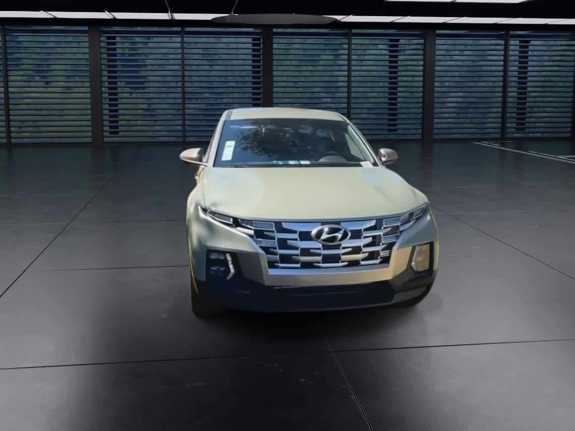 2024 Hyundai Santa Cruz SE photo 2