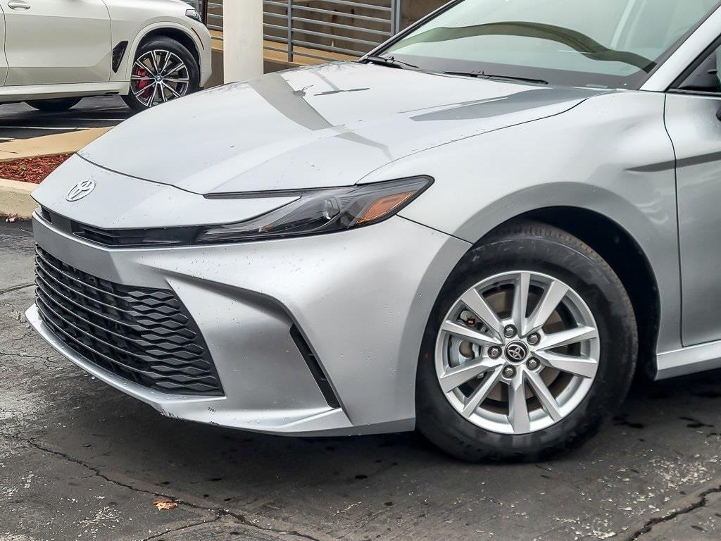 2025 Toyota Camry XSE photo 2