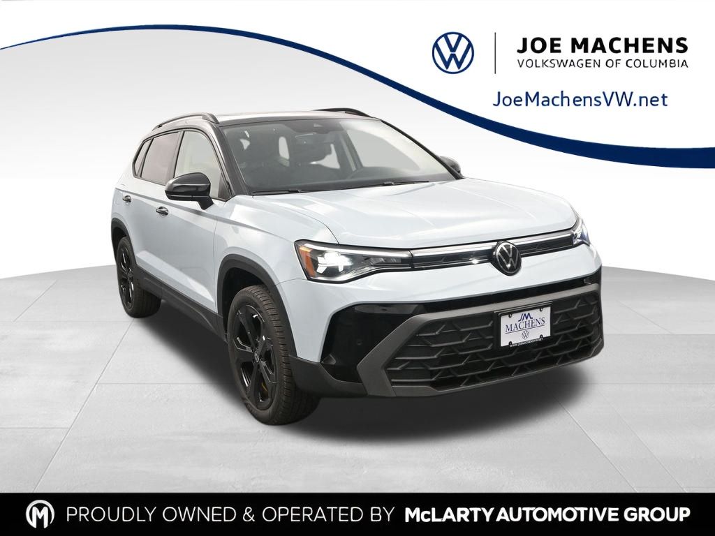 2026 Volkswagen Taos SE Black's photo