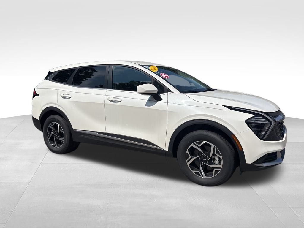 2024 Kia Sportage LX photo 12