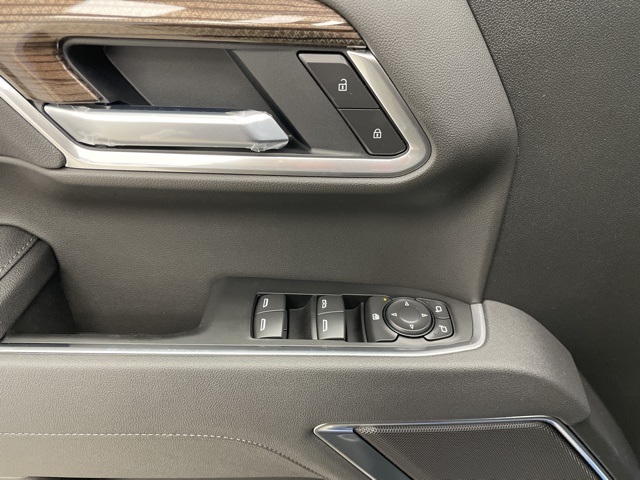 2026 Chevrolet Silverado 1500 RST photo 4