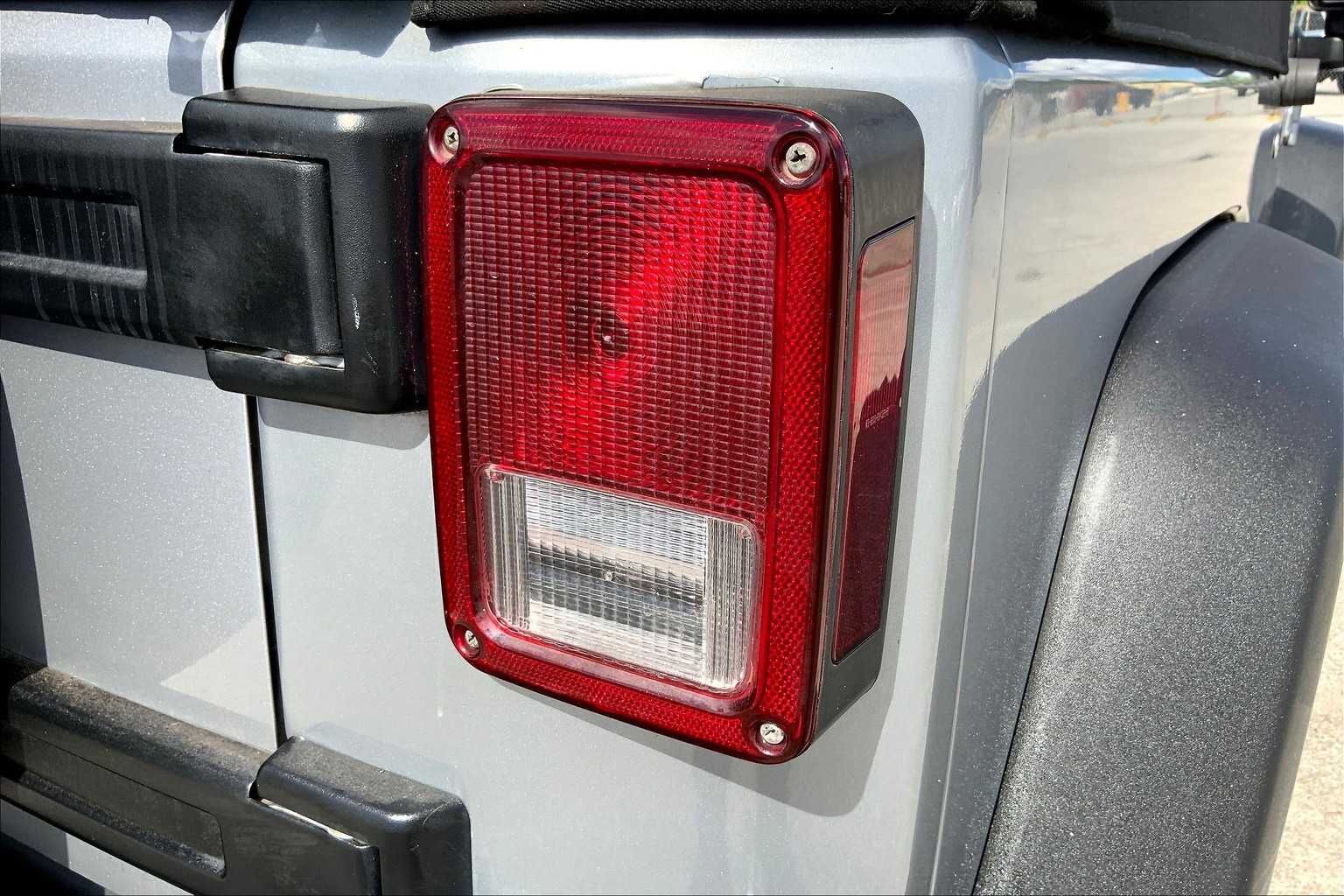 2014 Jeep Wrangler Sport photo 22