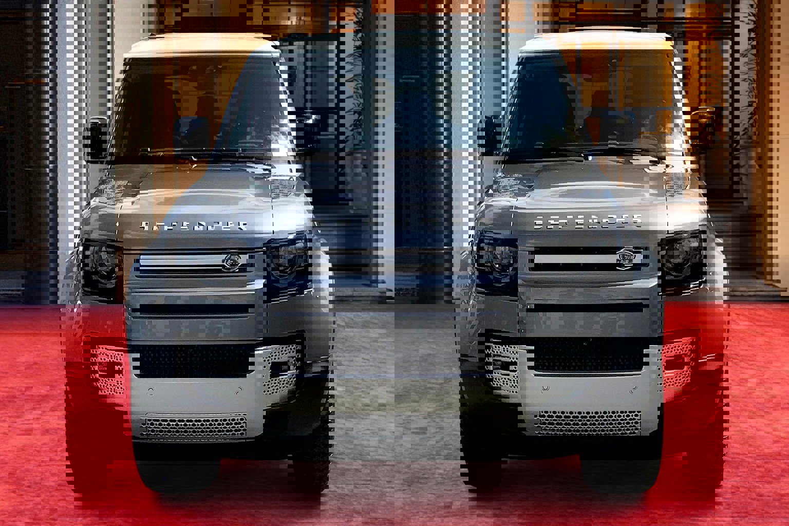 2024 Land Rover Defender S photo 3