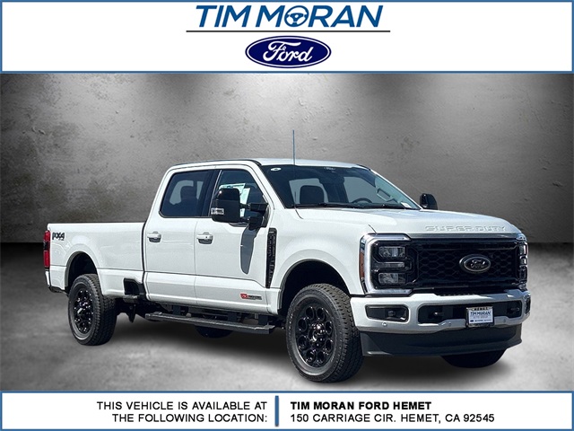 2025 Ford F-350 Lariat photo 2