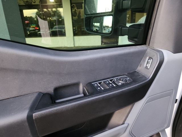 2024 Ford F-350 photo 7